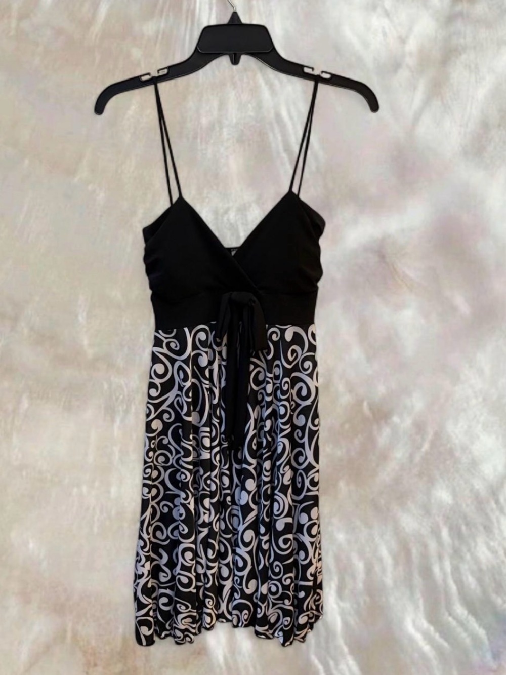 Avital Black & White Dress w/ Bow size women’s S
